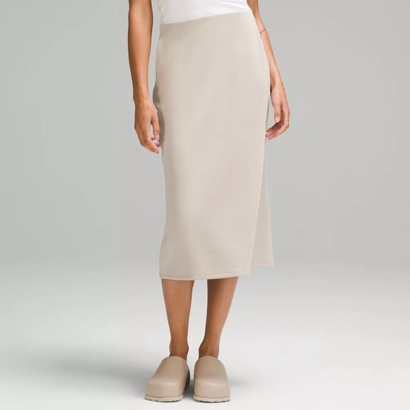 Lululemon Softstreme High-Rise Midi Skirt, Mojave Tan - Picture 1 of 9